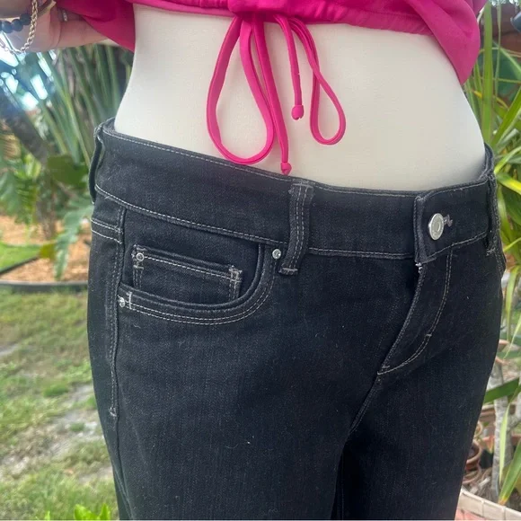 White House Black Market Dark Blanc Flare Jeans NWOT - Picture 3 of 8